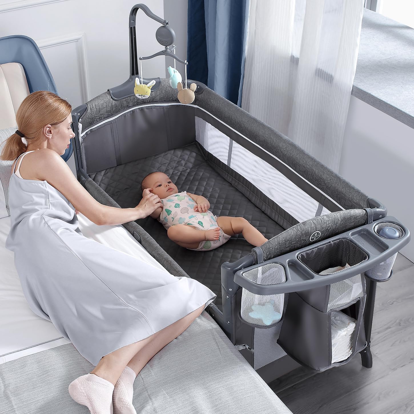 Multi Functional Baby Bassinet with Bedside Crib Pack and Play Mattr